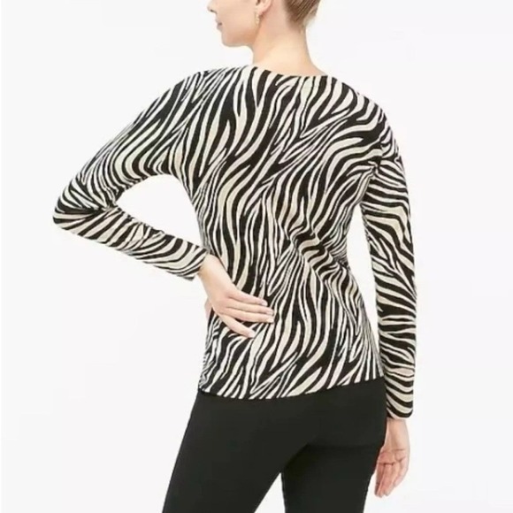 J Crew Zebra Print Crewneck Sweater Pink Black Animal Print Top cashmere S - Picture 5 of 7
